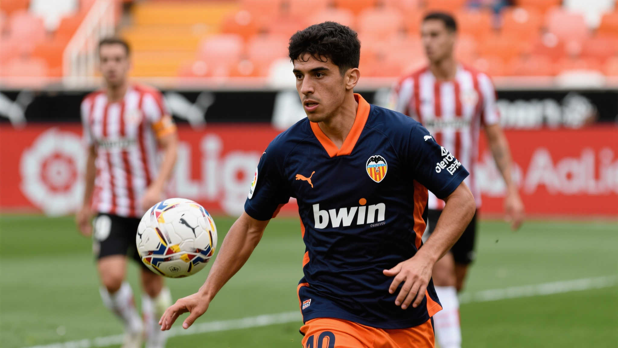 格拉纳达宣布签约瓦伦西亚梅斯塔利亚球星佩德罗-阿莱曼 作为一名来自瓦伦西亚青训体系的重要成员,佩德罗阿莱